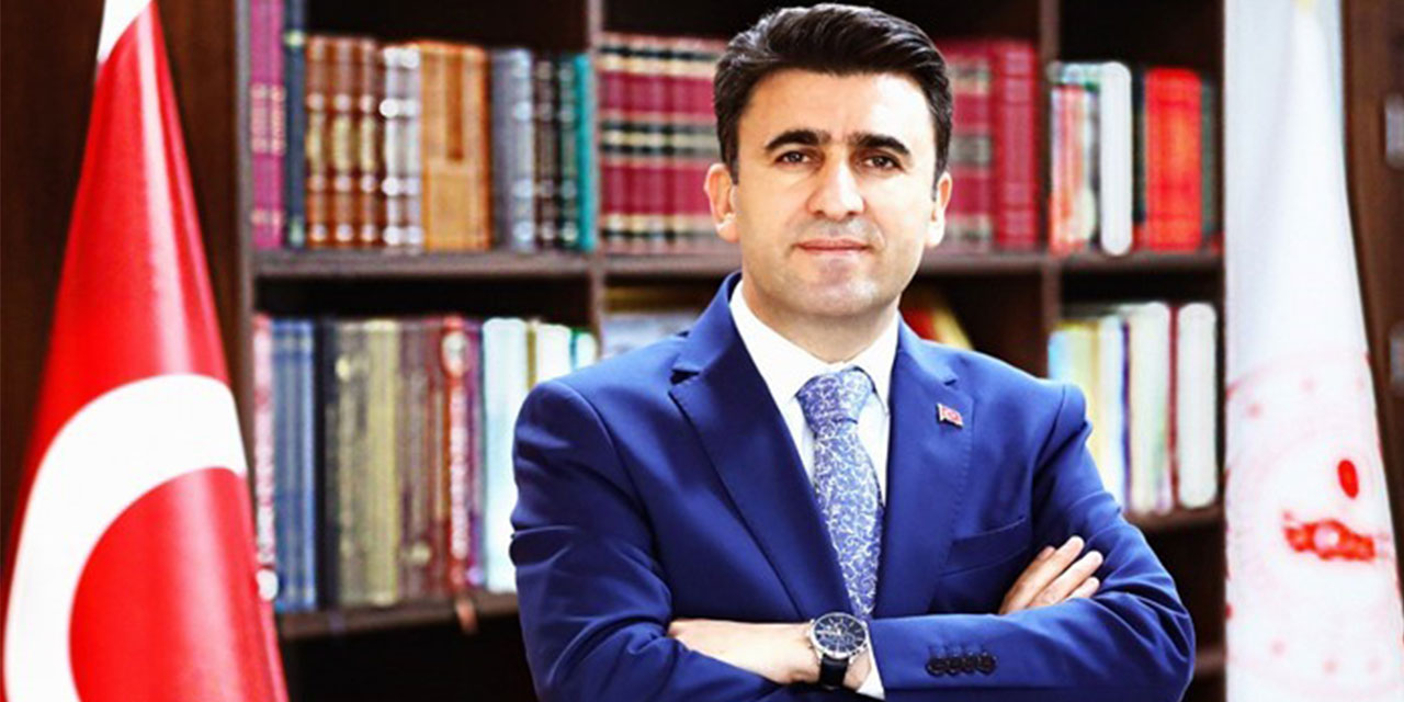 Bilecik Valisi Şefik Aygöl, vatandaşlardan tebrik çiçeği yerine bağış yapmalarını istedi