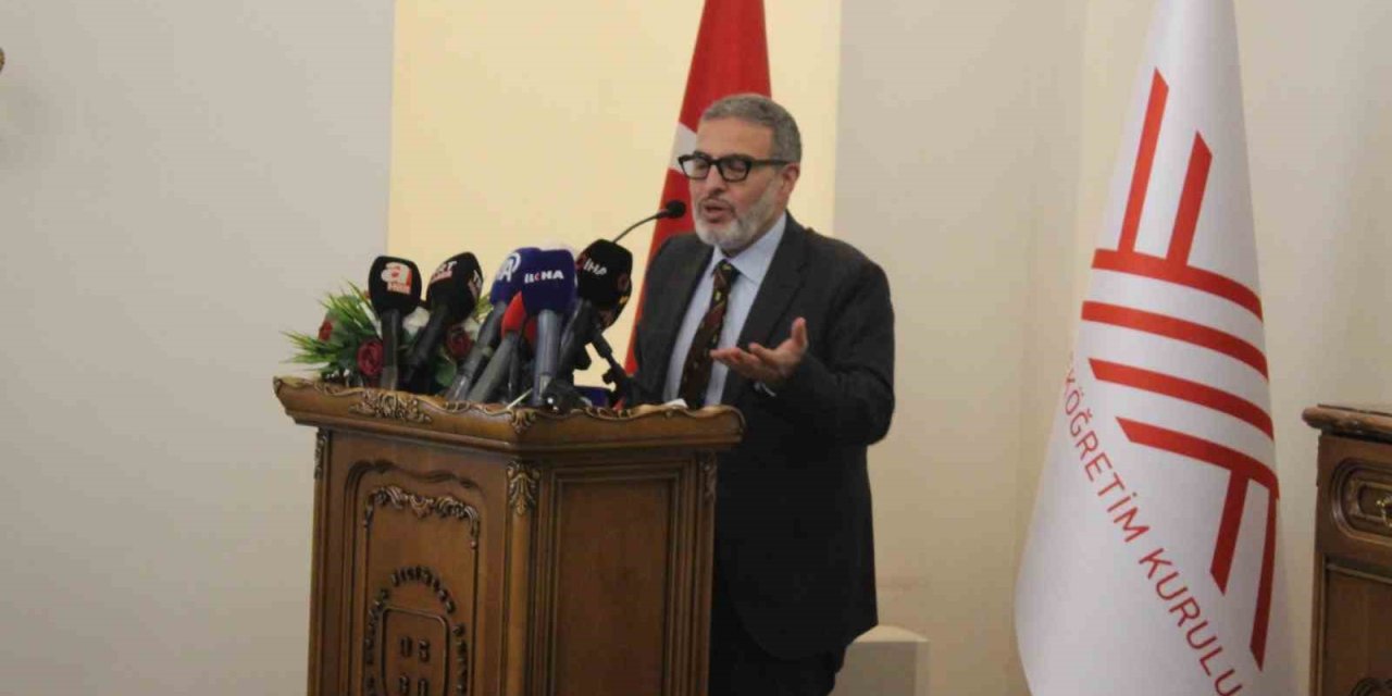 Avrupa’ya Girişi Engellenen Glasgow Üniversitesi Rektörü Sitte: “Yoğun Bakımda Dezenfekte Bulamadık Sabun Kullandık”