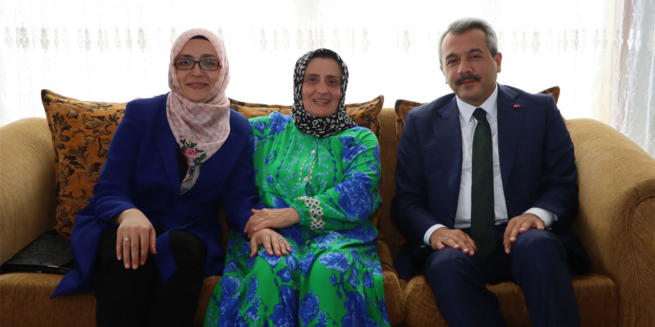 Rize Valisi İhsan Selim Baydaş'ın ilk ziyaretleri şehit aileleri oldu