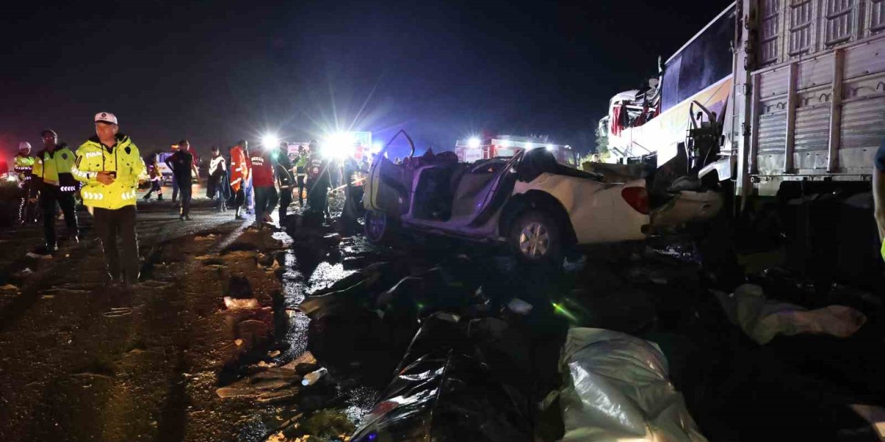 Mersin’deki Feci Kazada Otobüs Şoförü Tutuklandı