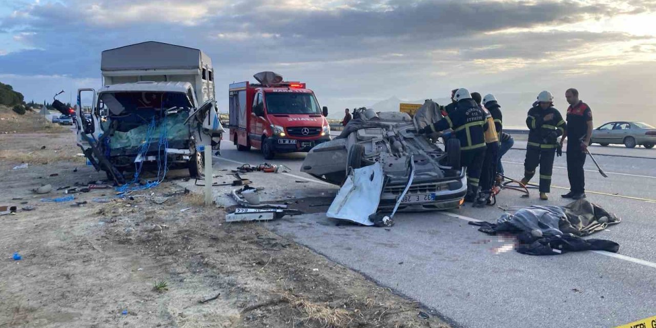 Burdur’da Feci Kaza: 3 Ölü, 2 Yaralı