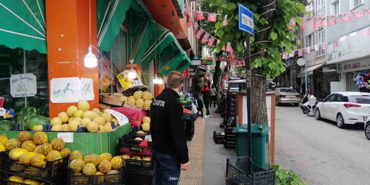 Bilecik’te Kaldırımları İşgal Eden Manavlara Ceza