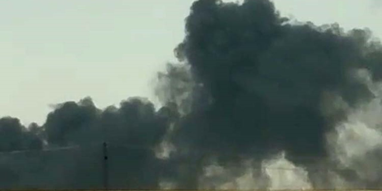 Nusaybin İlçesinde Kuru Otların Olduğu Alan Ve Sınır Hattında Ekili Buğday Küle Döndü