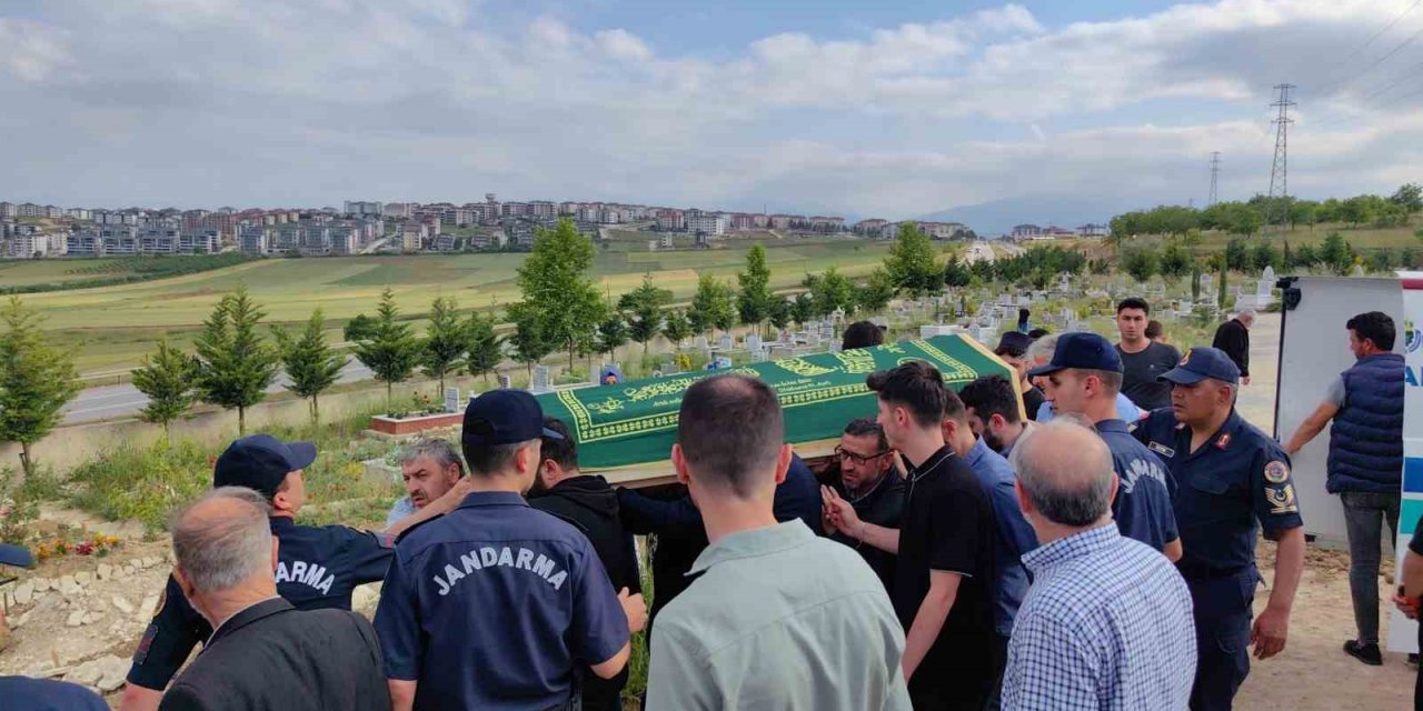 Burdur’da Meydana Gelen Kazada Hayatını Kaybeden Genç Toprağa Verildi