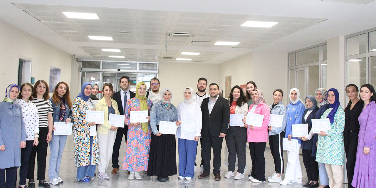 Rize’de sağlık çalışanlarına Anne Sütü ve Emzirme Danışmanlığı eğitimi verildi