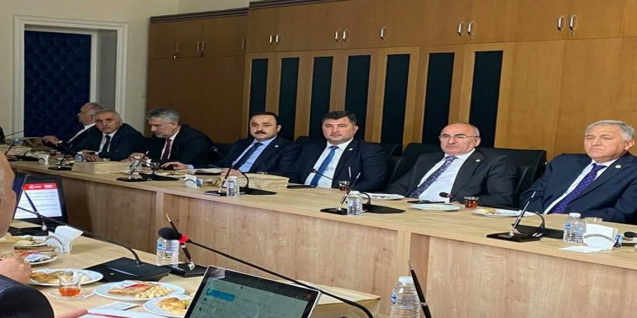 Milletvekilleri Fındık İçin Bir Araya Geldi