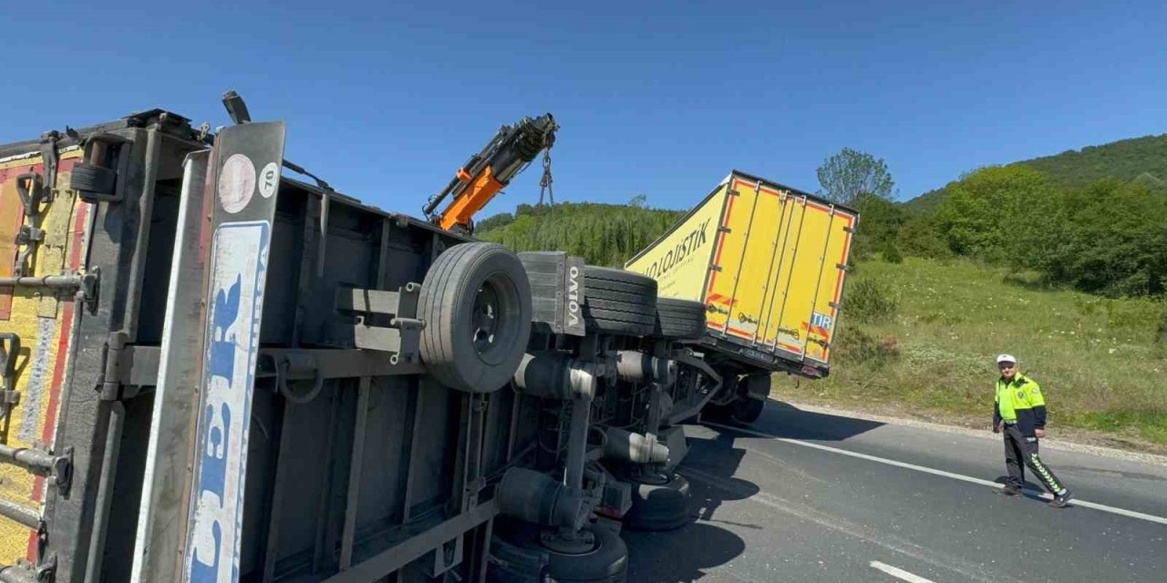 Anadolu Otoyolu Trafiğe Kapandı