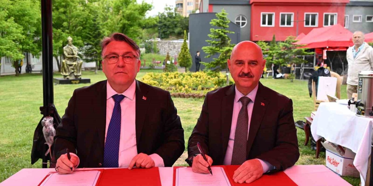 Zbeü İle Düzce Üniversitesi Arasında İş Birliği Protokolü İmzalandı