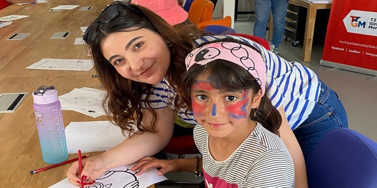 Etü’lü Gençler Deprem Bölgesindeki Çocuklarla Kucaklaştı