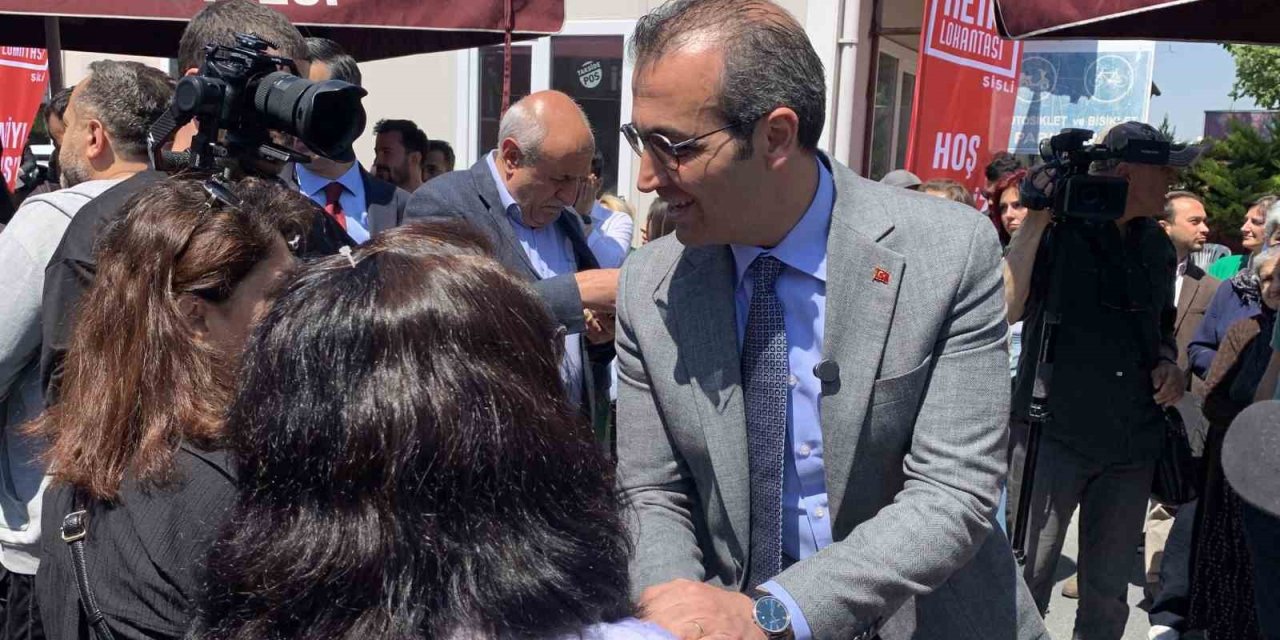 Şişli Belediyesi’nin ‘Gezici Kent Lokantası’ Hizmete Girdi