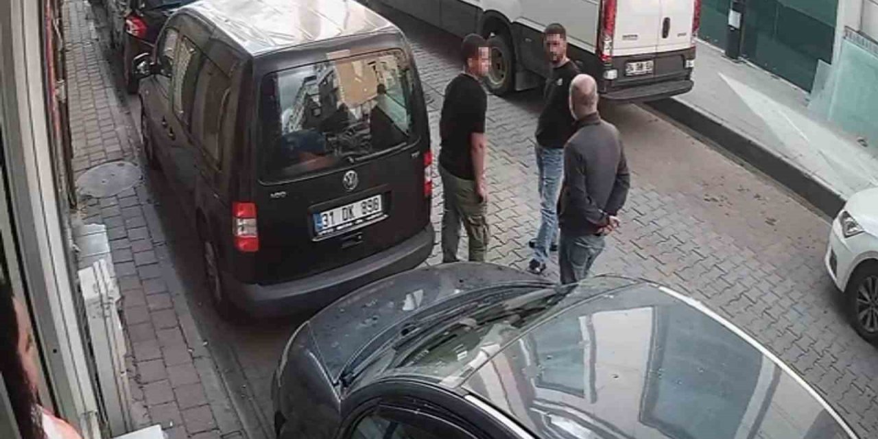 Fatih’te Önce Yanına Çağırdı, Sonra Silahına Sarılarak Vurdu: O Anlar Kamerada