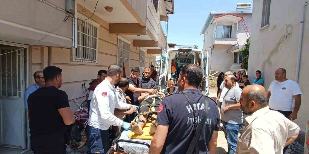 3 Metrelik Kuyuya Düşen Vatandaş İtfaiye Ekipleri Tarafından Kurtarıldı