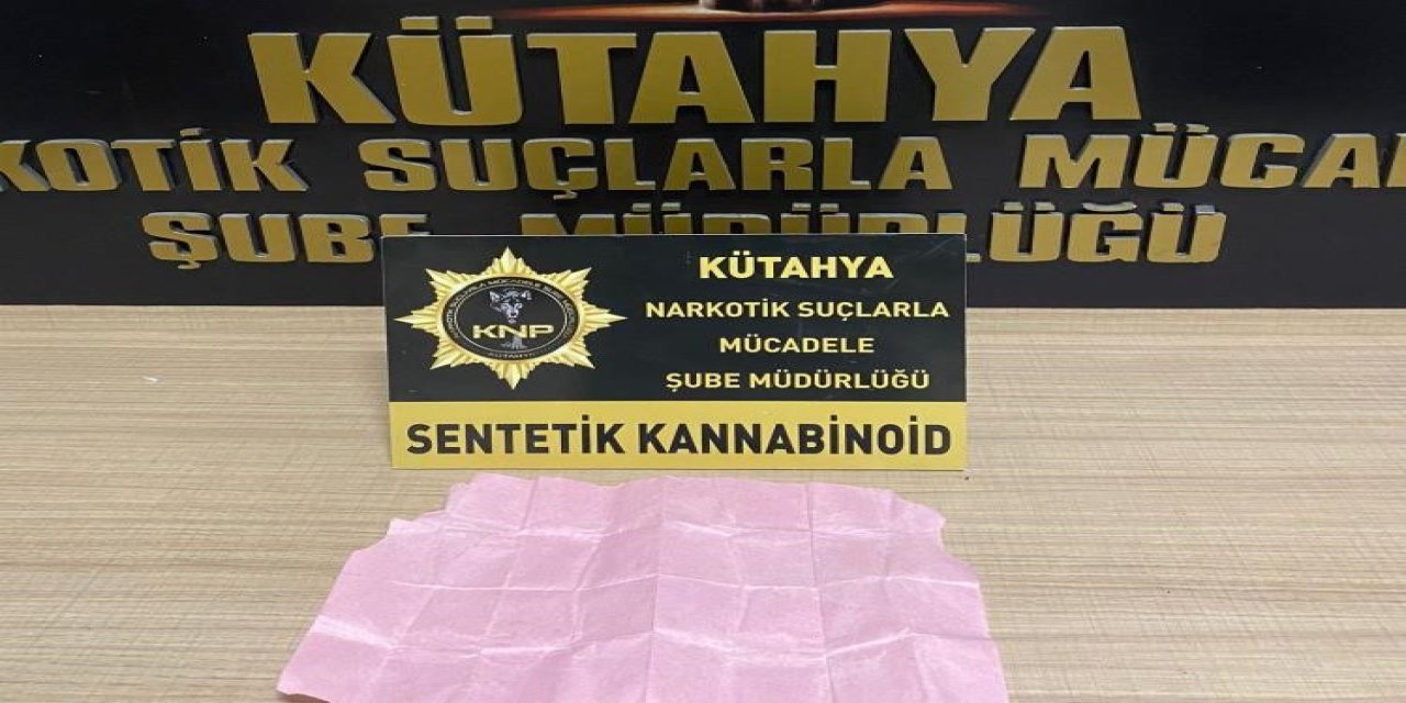 Kütahya’da Yakalanan İki Firari Uyuşturucu Satıcısından Biri Tutuklandı
