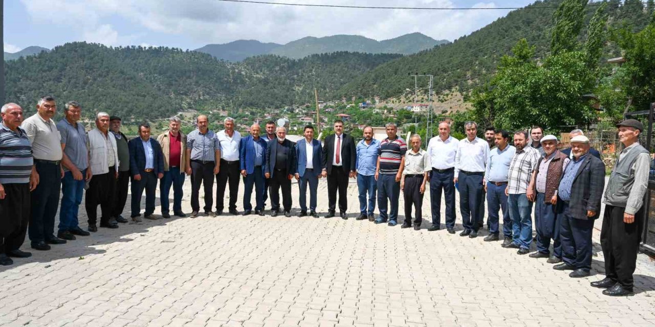 Başkan Karaca, “Vatandaşlarımızın Taleplerini Dinliyoruz”