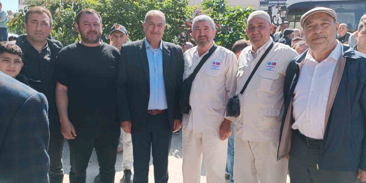 59 Kişilik Hac Kafilesi Dualarla Uğurlandı