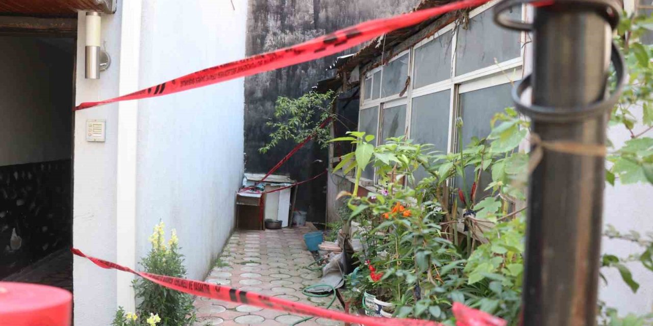 Tüpten Sızan Gaz Patladı: 3 Kişi Yaralandı