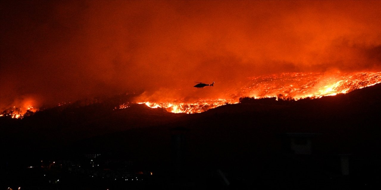 Çanakkale'de orman yangını nedeniyle tahliye edilen yerleşim yeri sayısı 9'a yükseldi