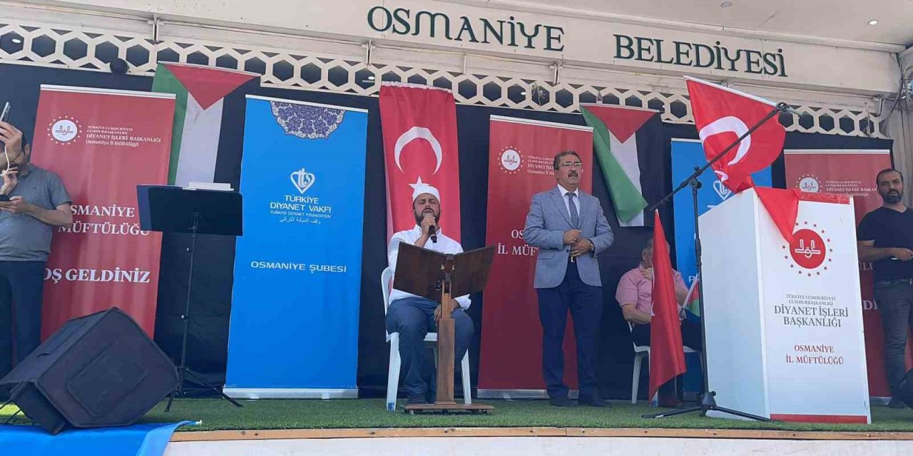 Dualar Filistin Ve Doğu Türkistan İçin Okundu