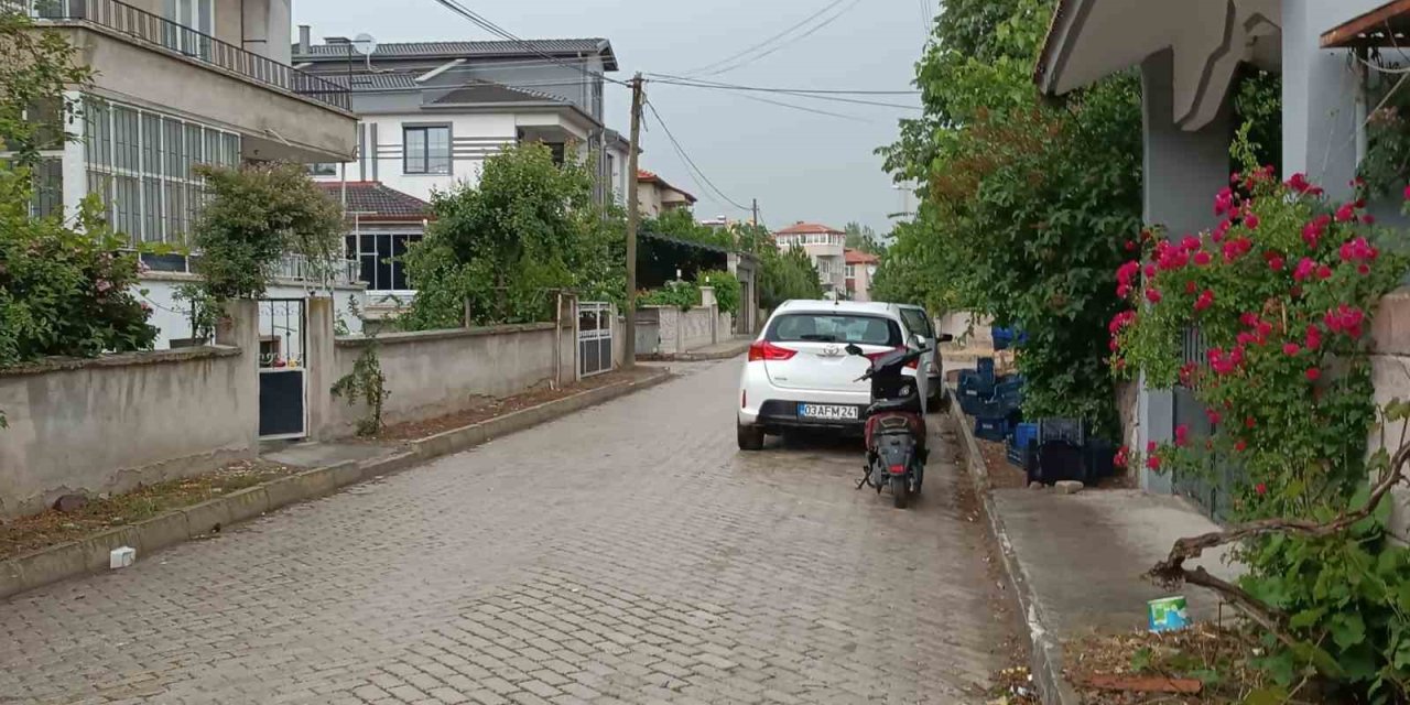 Afyonkarahisar’da Kuvvetli Yağış Hayatı Olumsuz Etkiledi