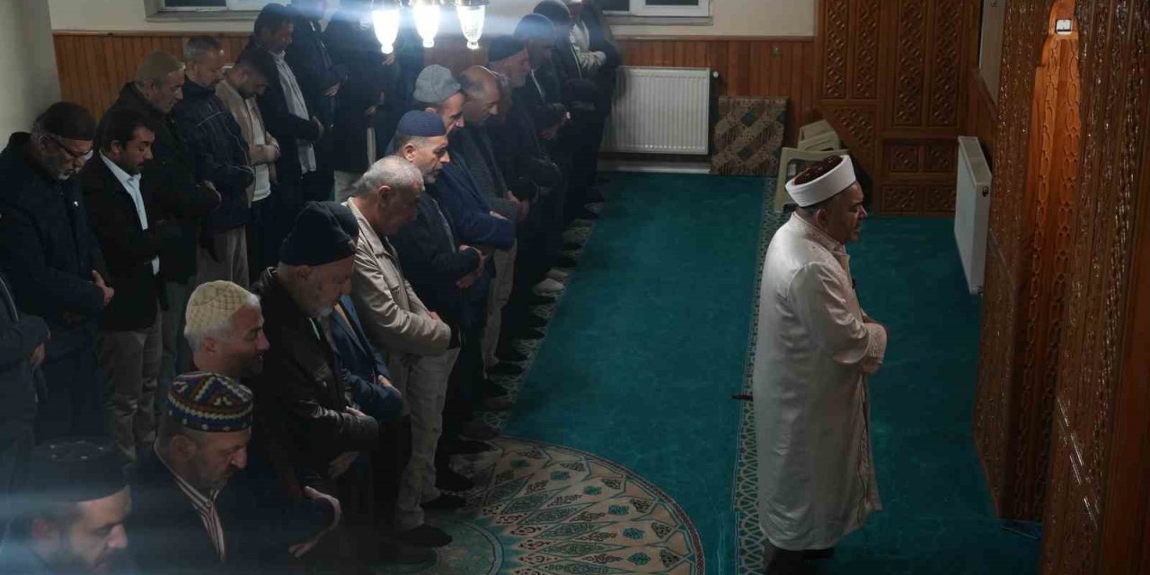 Muş’ta Gazze İçin Camilerde Dua Edildi