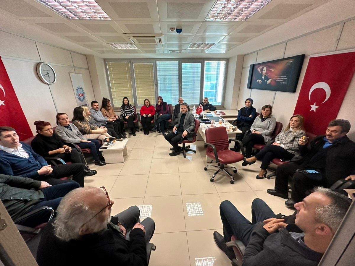 Rize SGK'da İş Yavaşlatma Eylemi