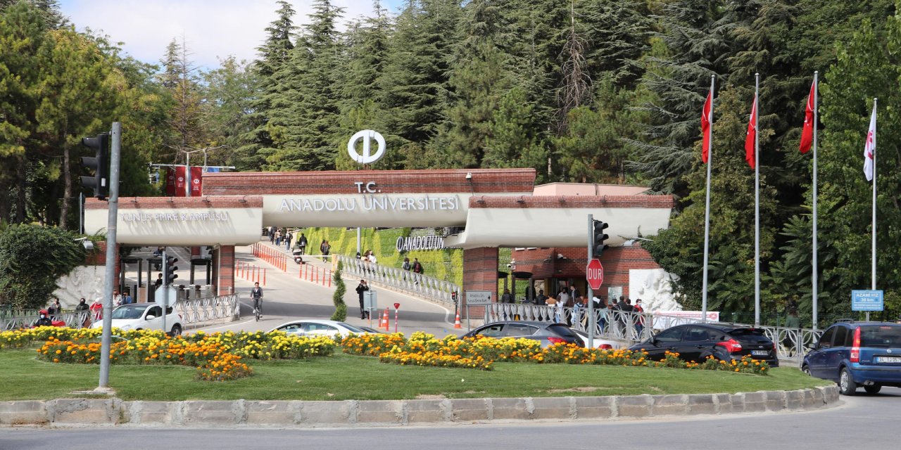 AÖF’ün sınavsız ‘İkinci Üniversite’ kayıtları devam ediyor