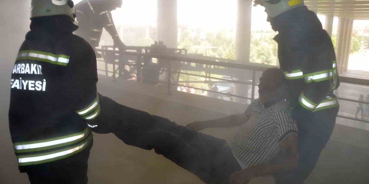 İtfaiyeden Hastanede Yangın Tatbikatı