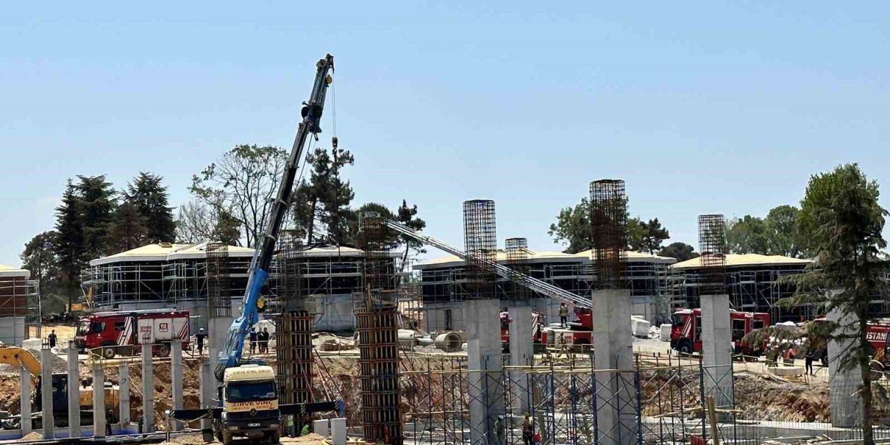 Prof. Dr. Feriha Öz Acil Durum Hastanesinde Yangın Paniği