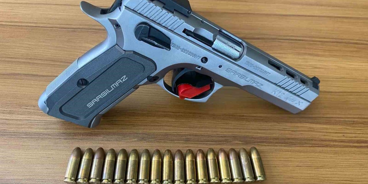 Şüpheli Şahsın Üzerinden Tabanca Ele Geçirildi