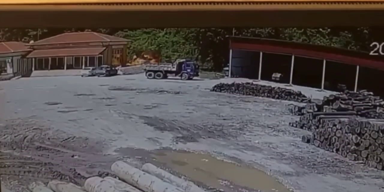 Orman İşletme Müdürlüğü’ne Ait Depodaki Patlama Anı Kamerada