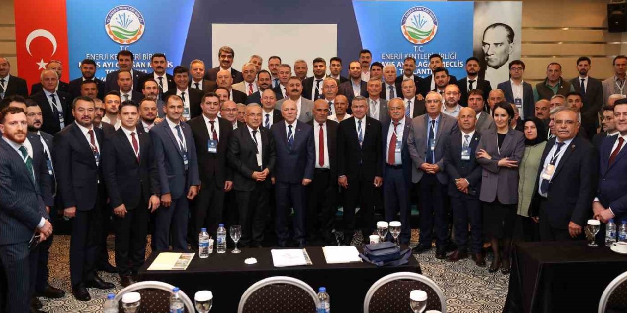 Başkan Sekmen Enerji Kentleri Birliği Başkanlığı’na Seçildi