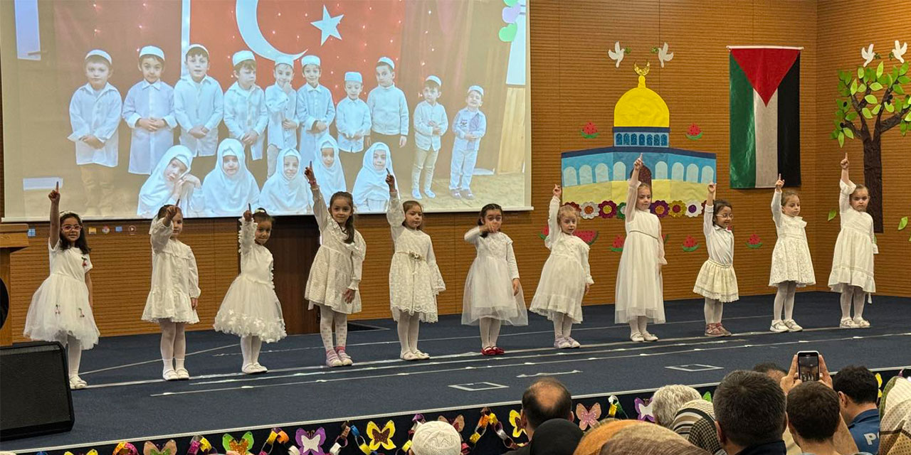 Kalkandereli miniklerin mezuniyet sevinci