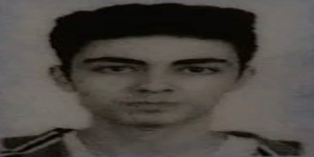 Oğlunu Öldürdü, Kendini Tuvalete Kilitledi