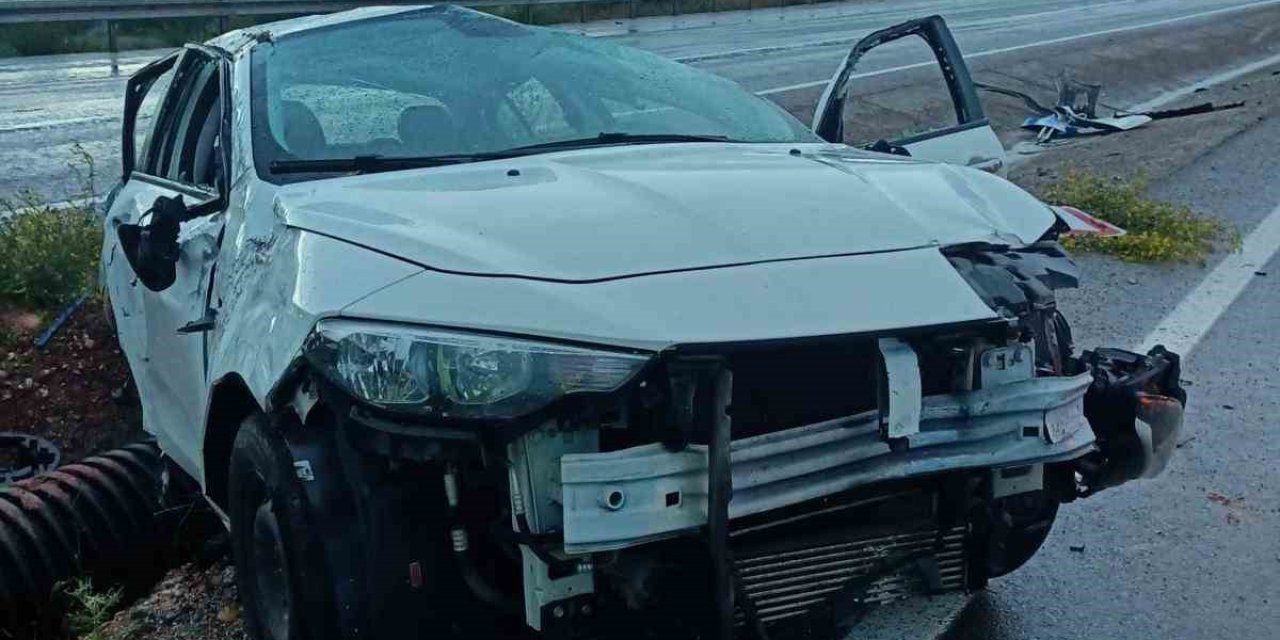 Kontrolden Çıkıp Takla Attı: 5 Yaralı