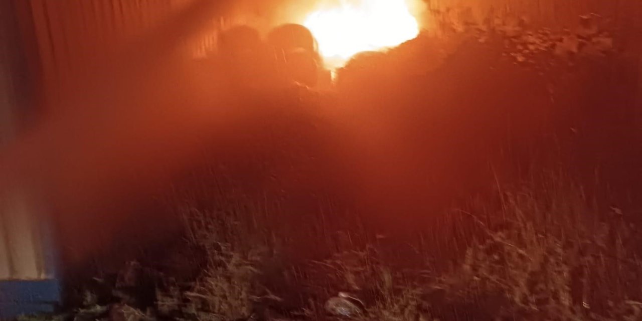 Payas’ta İş Yerinde Çıkan Yangın Söndürüldü