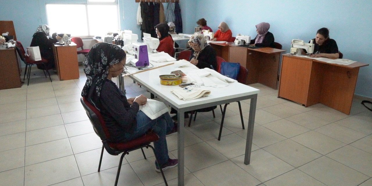 Osmanlı’nın İnce Sanatı Maraş İşi, Melmek Kurslarıyla Yaşatılıyor