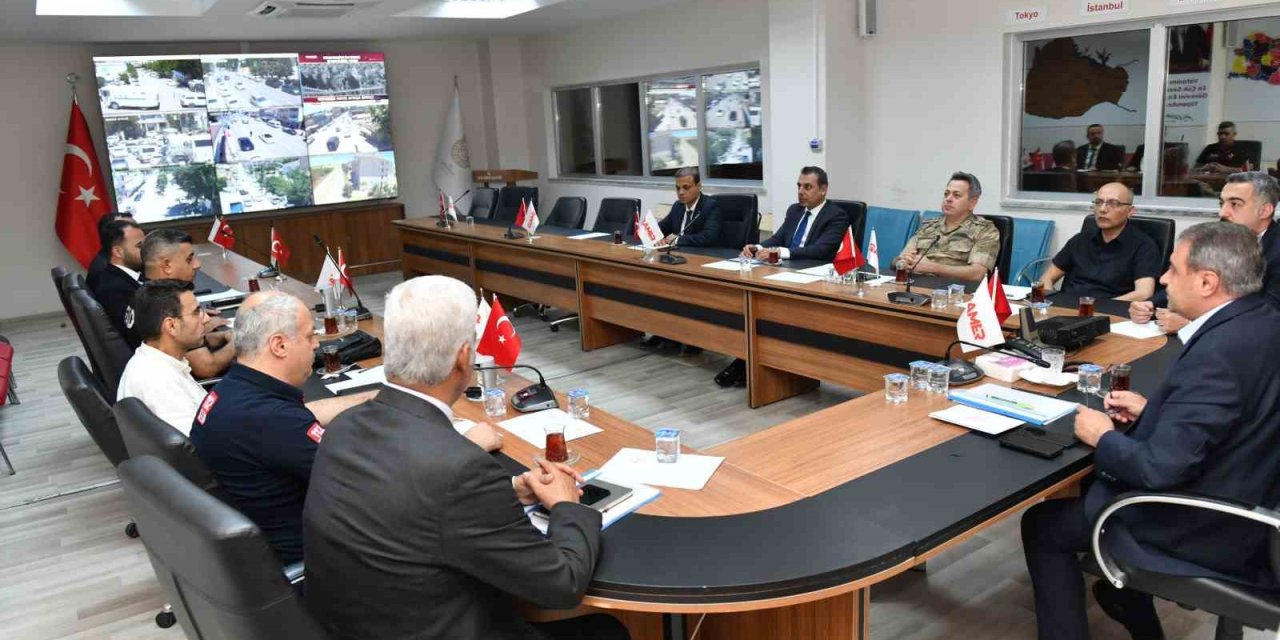 Vali Şıldak Seçim Güvenliği Tedbirlerini Denetledi