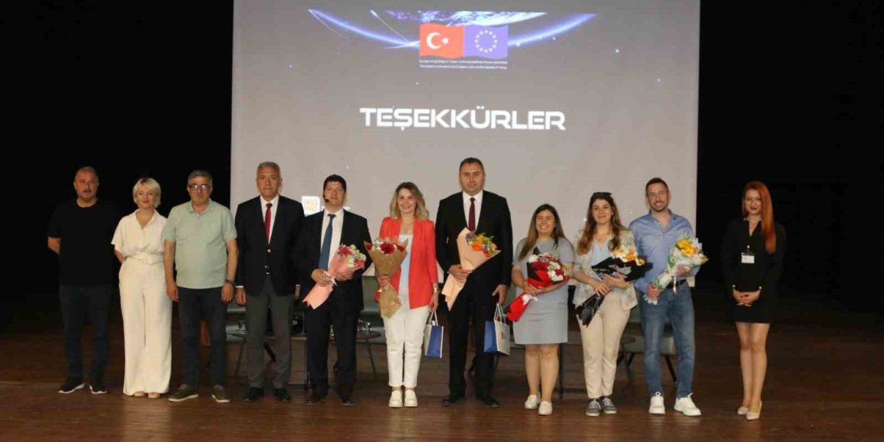 "Geleceğin Meslekleri Zirvesi" Atakum’da Gerçekleştirildi