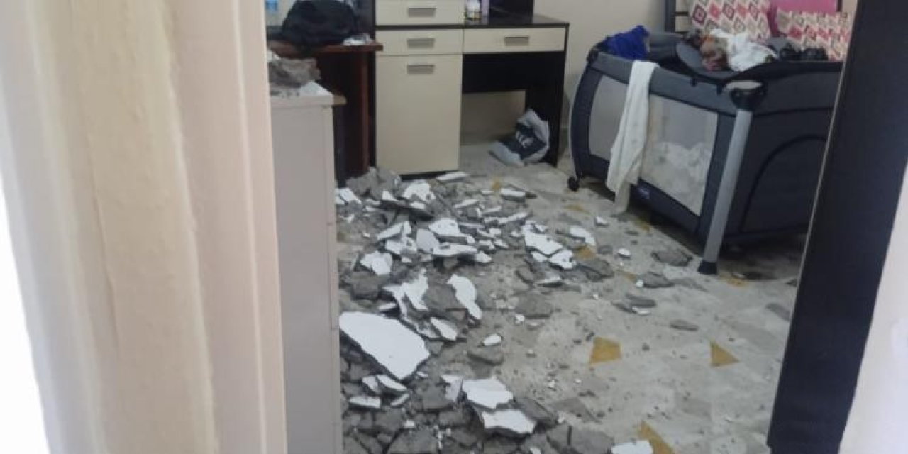 Evin Tavanı Çöktü, Anne Ve Bebeği Yaralandı