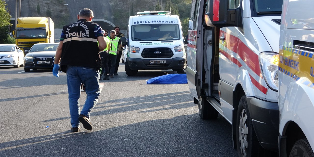 Psikolojik Sorunları İddiasıyla Hastaneye Sevk Edilen İlayda, Ambulanstan Atlayıp Öldü