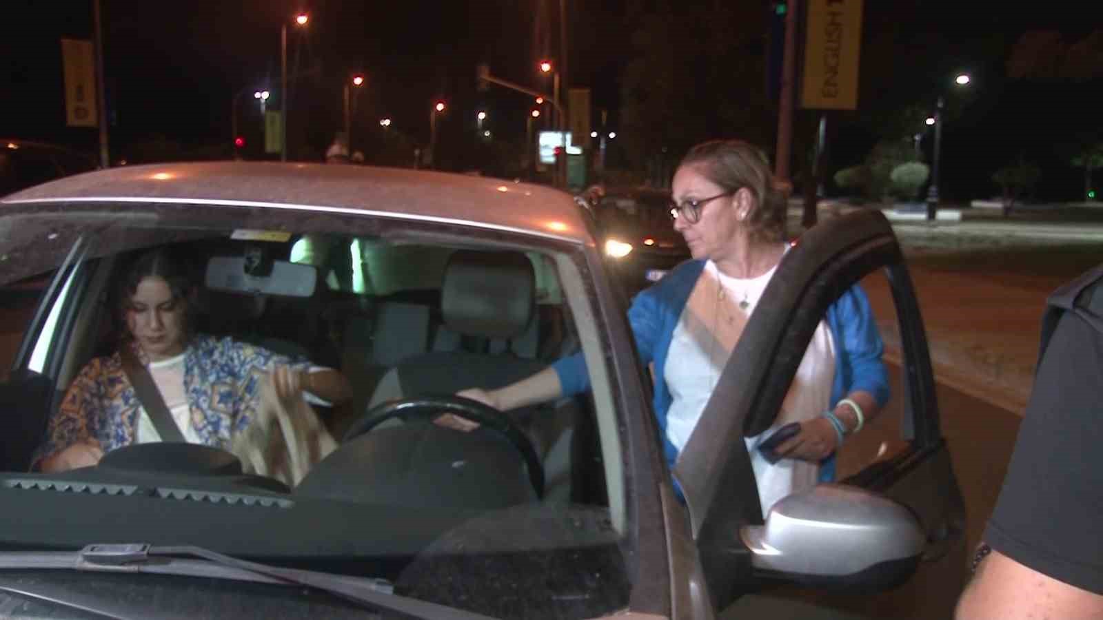 Denetimde emniyet kemeri takmadığı için ceza kesilen sürücü: "Ben sanatçıyım nasıl çekiyorsunuz beni"