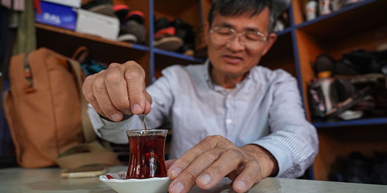 İkram edilen Türk çayı Japon Okawa'nın hayatını değiştirdi