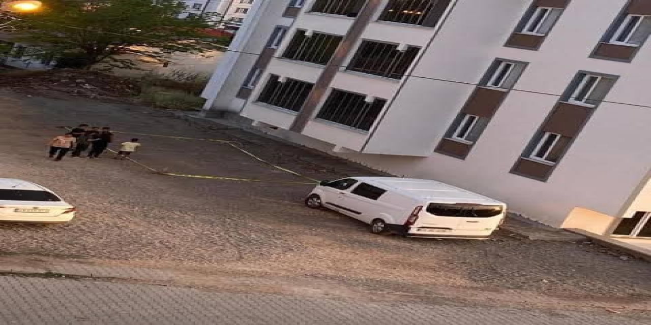 7'nci kattan düşen 4 yaşındaki Derya öldü