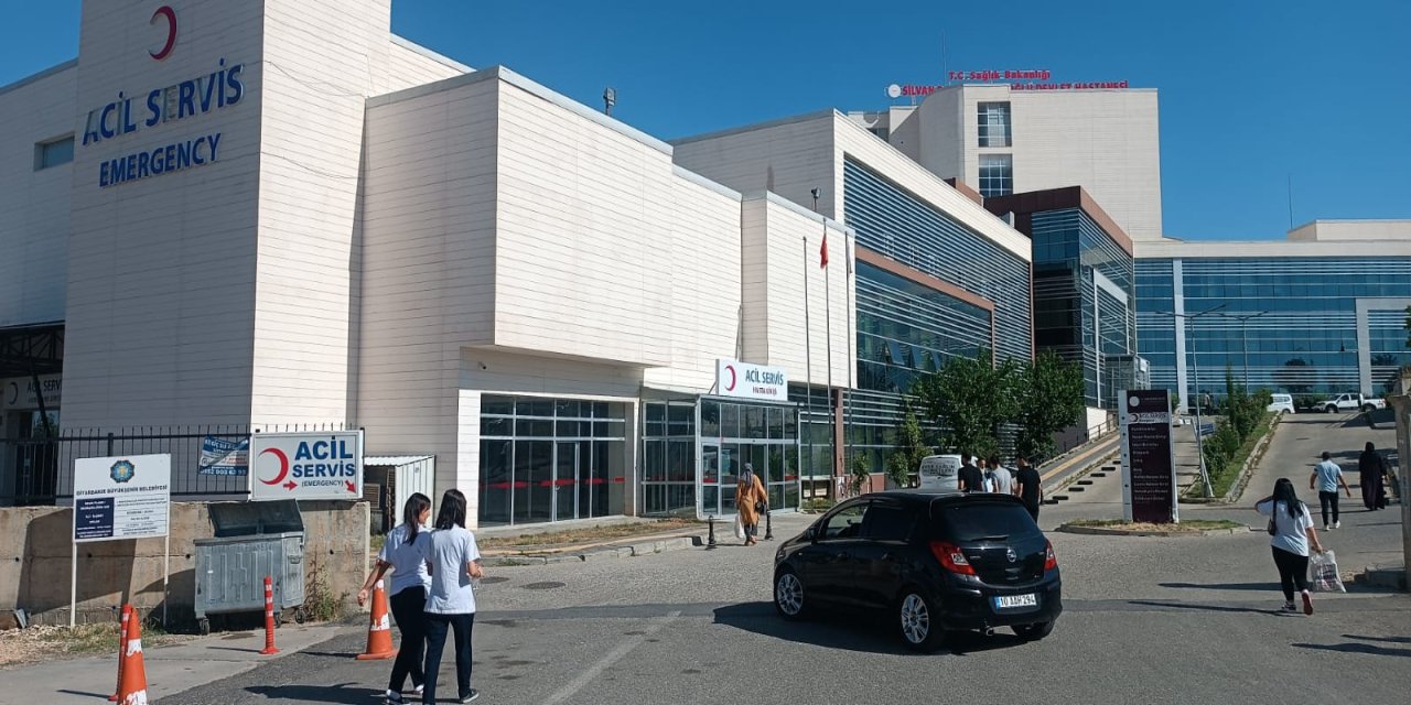 Düğünde atılan hava fişekler kalabalığın arasında patladı: 5 yaralı