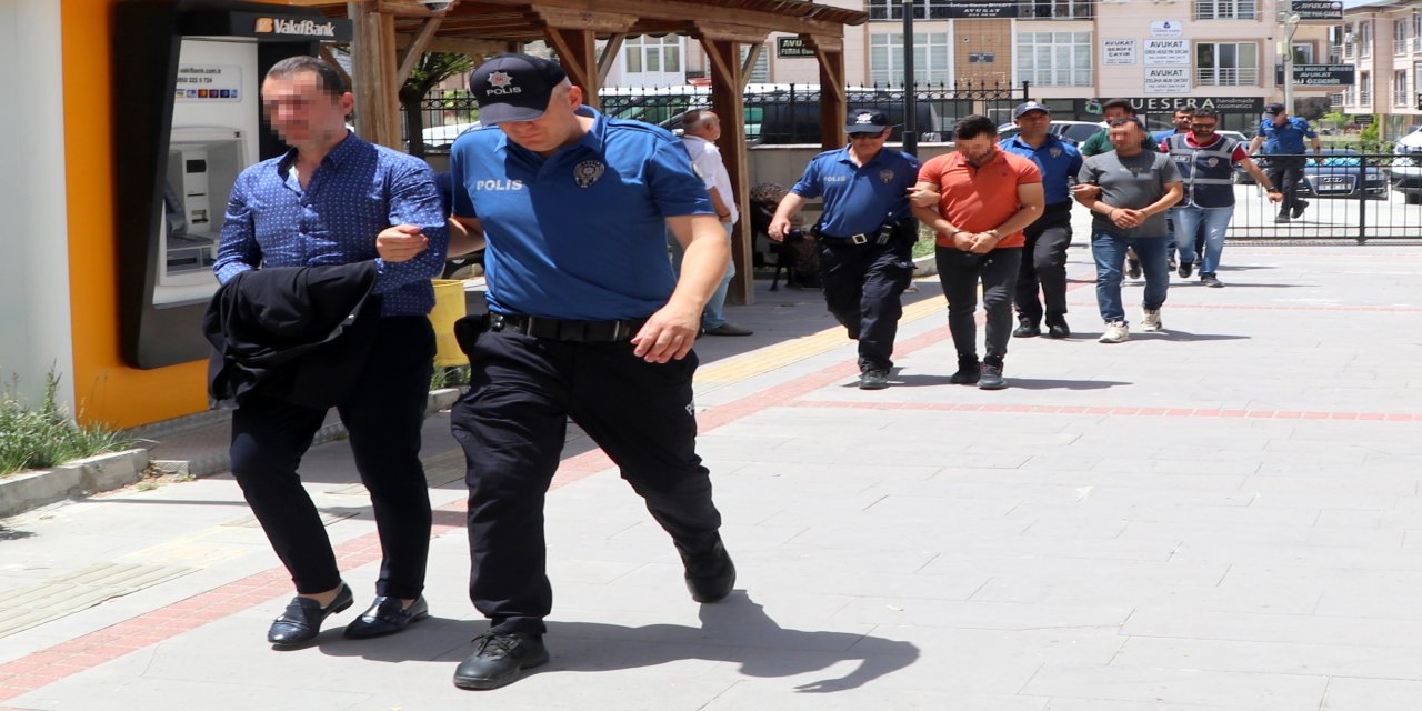 Burdur'da diyaliz sonrası 3 hastanın ölümüne 4 gözaltı