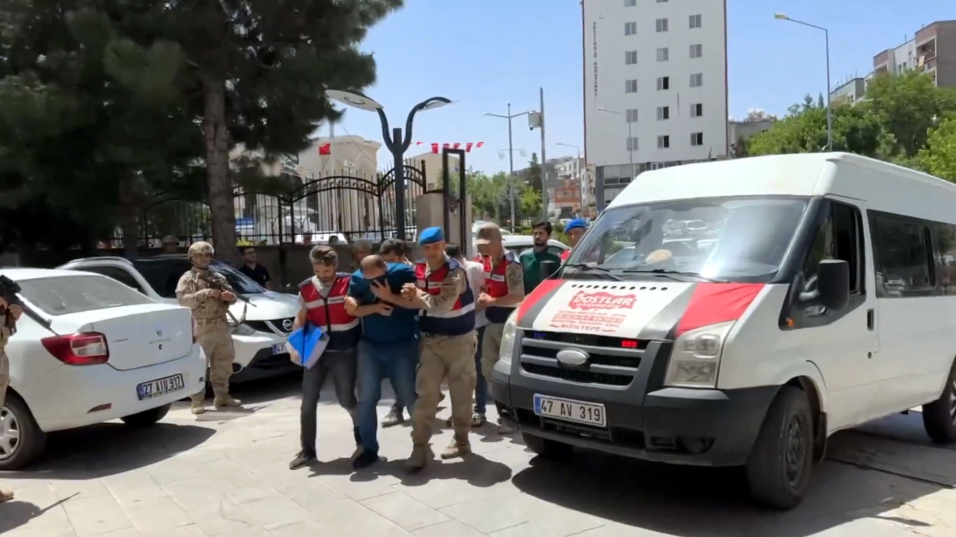 19 ilde 'Sibergöz-45' operasyonu: 38 gözaltı