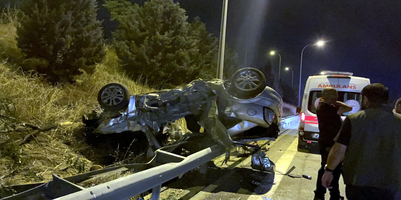 Kocaeli'de takla atan otomobildeki 3 kişi öldü