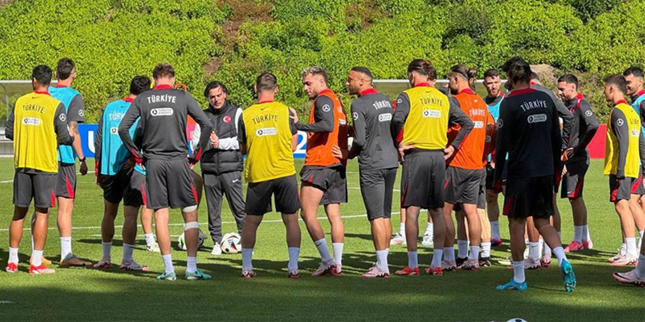 A Milli Futbol Takımı'nda Gürcistan maçı hazırlıkları sürdü