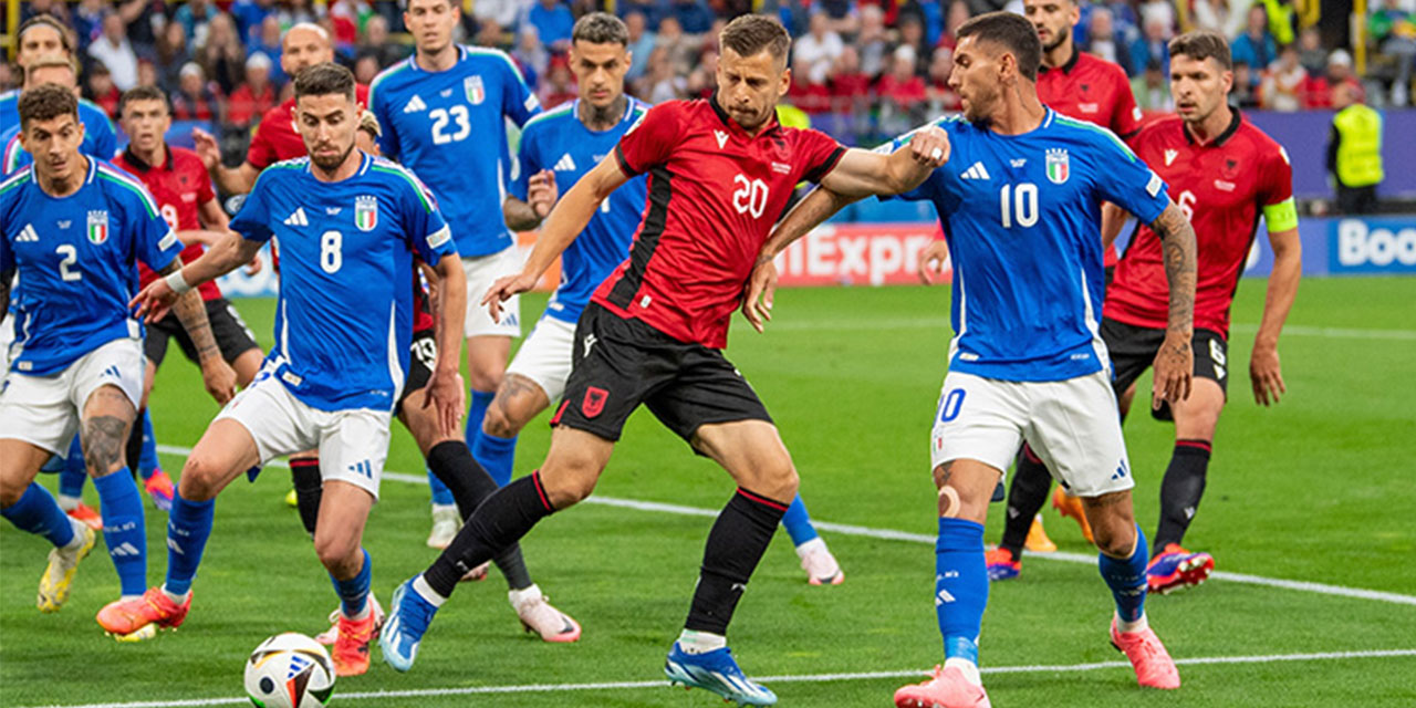 İtalya, Arnavutluk karşısında geriden gelip kazandı