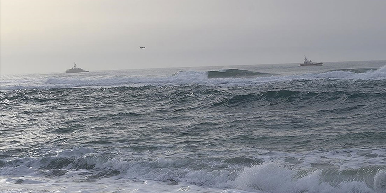 Akdeniz'deki iki düzensiz göçmen faciasında 10 kişi teknede ölü bulundu, onlarcası kayboldu